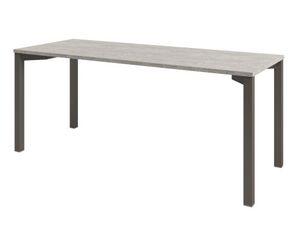 Стол на металлокаркасе