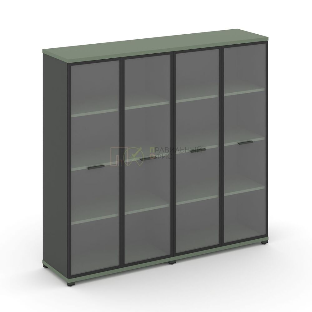 Шкаф две широкие секции, 4 ниши