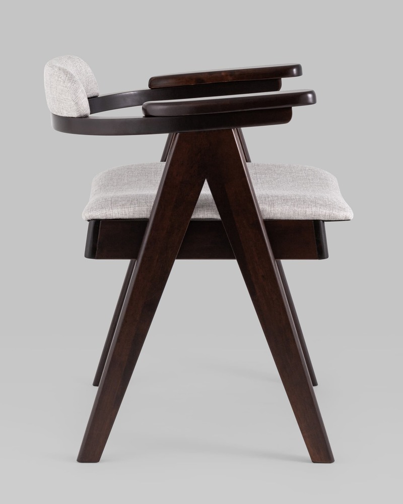 Стул обеденный